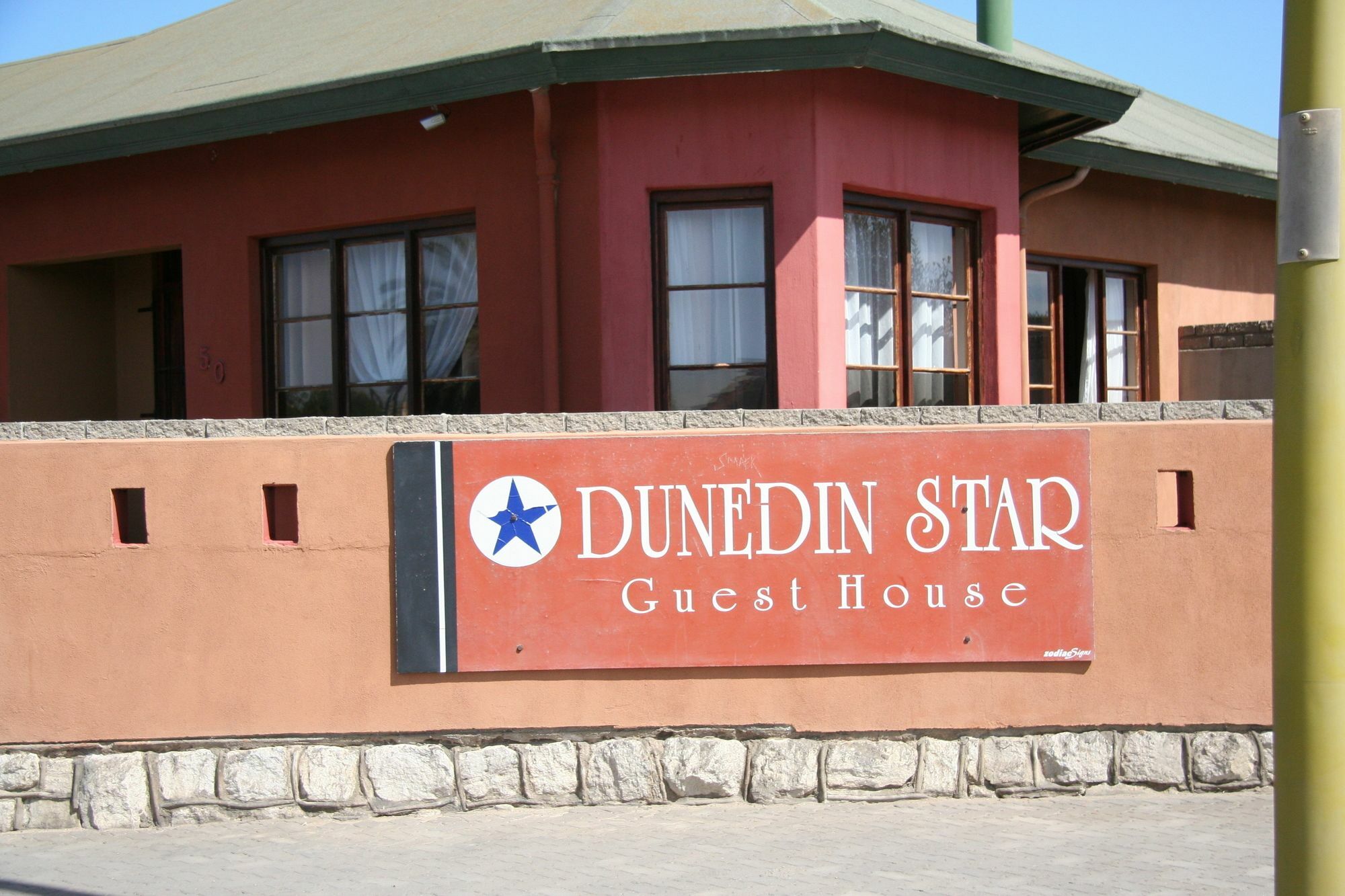 Dunedin Star Guesthouse Swakopmund Εξωτερικό φωτογραφία